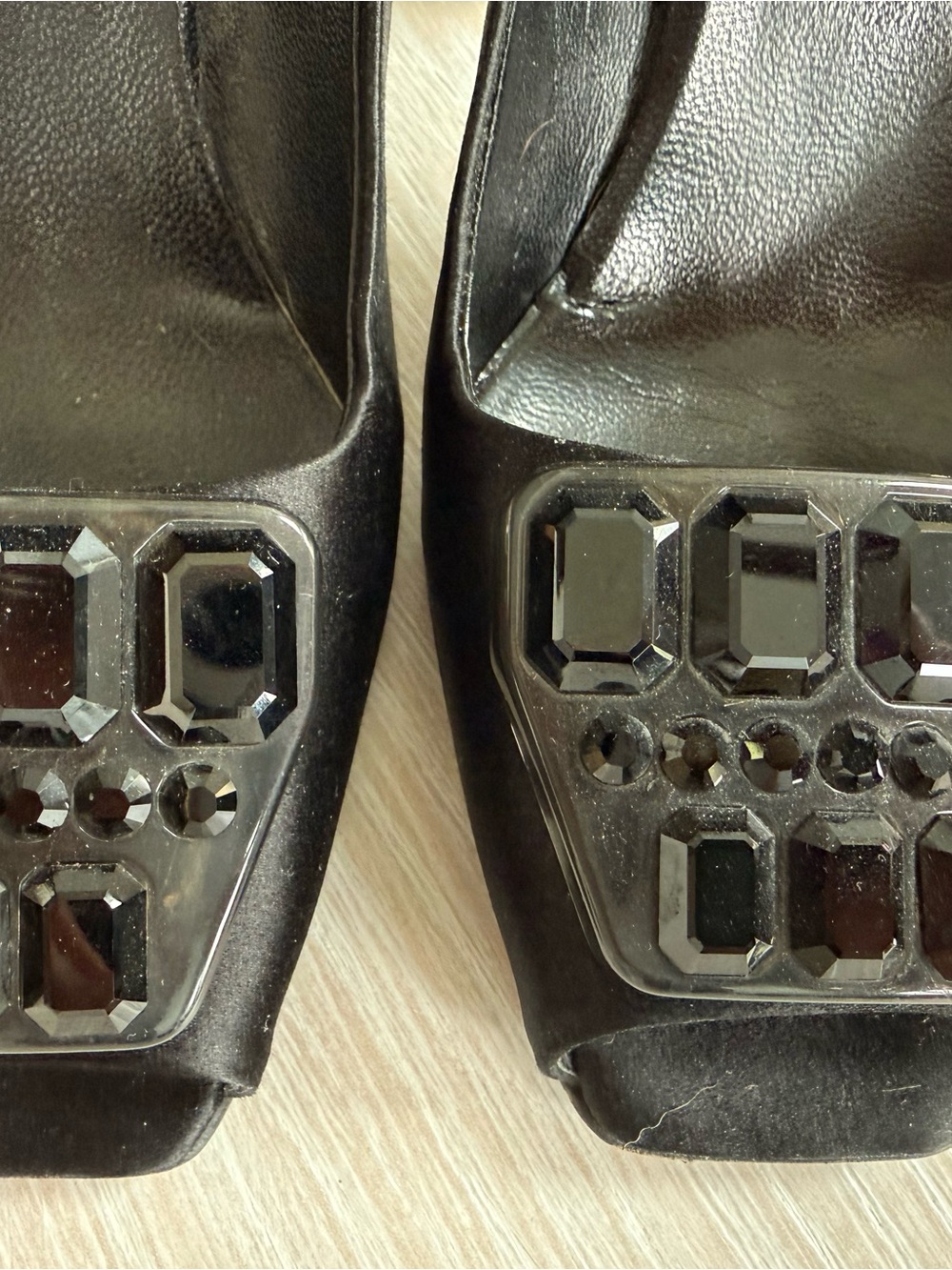 Prada Black Silk Crystal Diamanté
Peep Toe Court Shoes Heels Ladies 38, US8 - Picture 4 of 8
